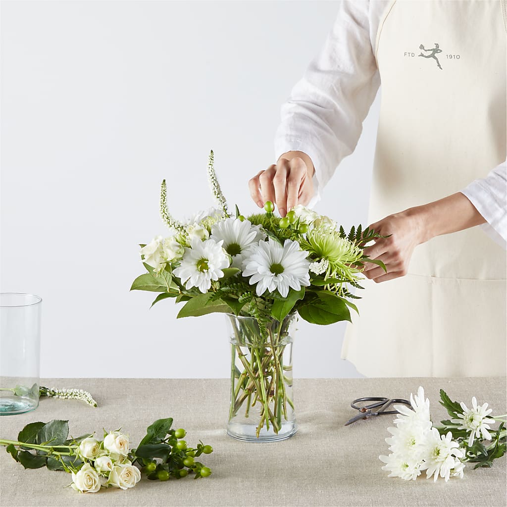 Irish Garden - A Florist Original – The Blessed Florist, Brandon FL