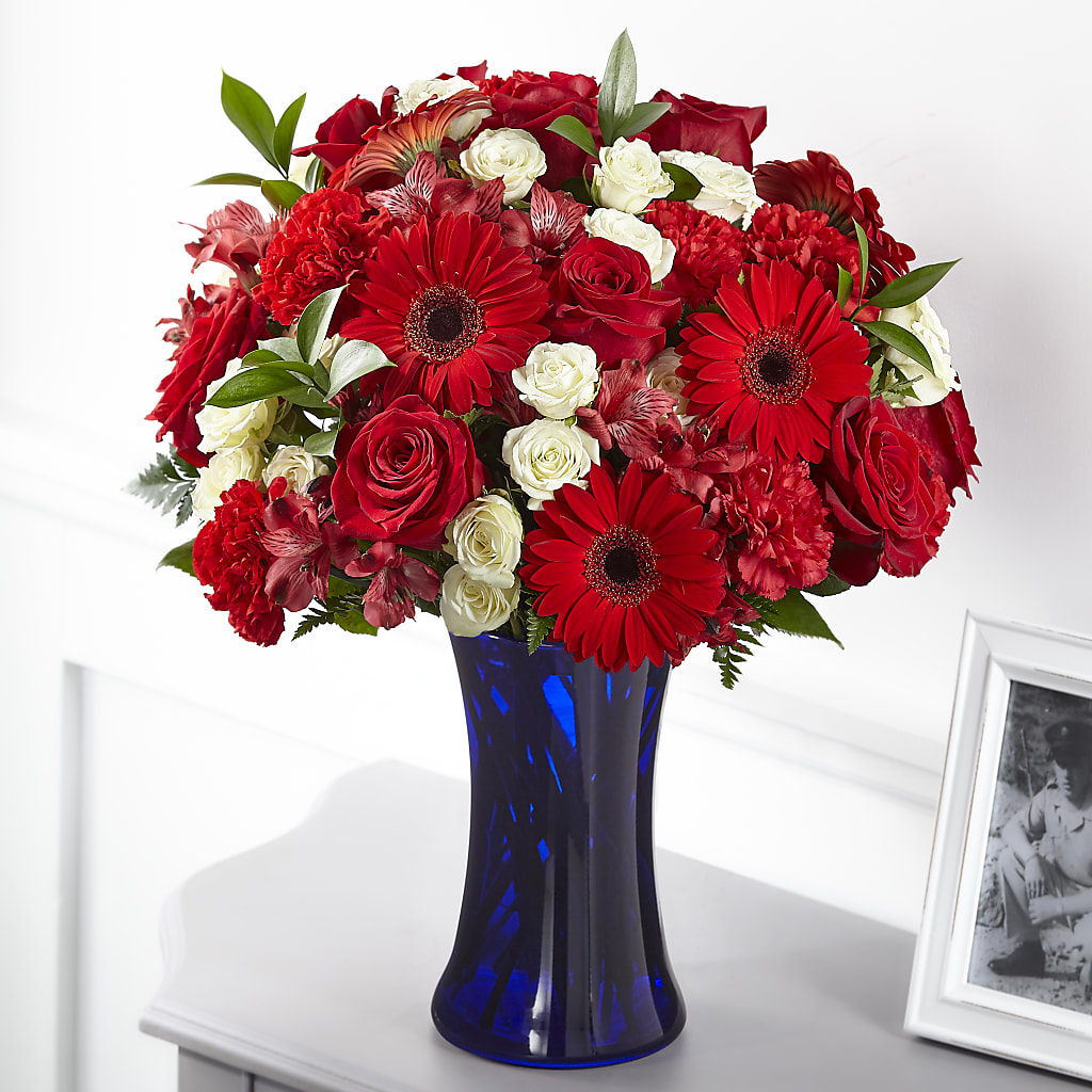 Hearts Embrace Bouquet – The Blessed Florist, Brandon FL