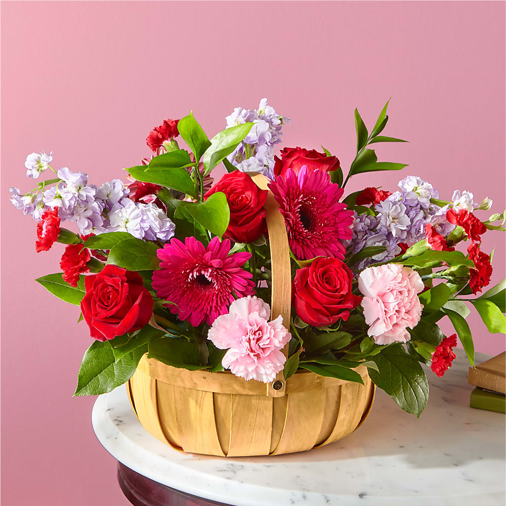 Pink Picnic Basket – The Blessed Florist, Brandon FL