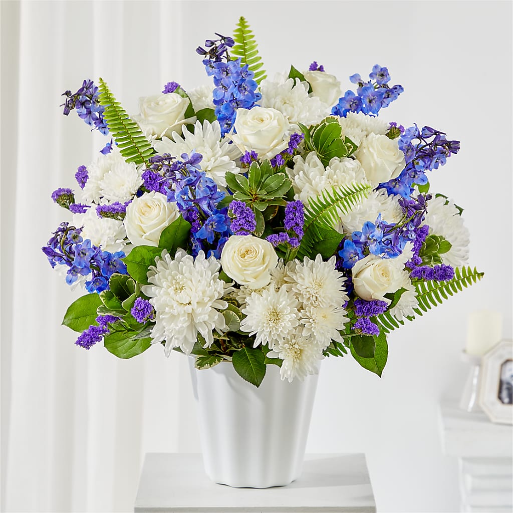 Hold Dear Tabletop Basket – The Blessed Florist, Brandon FL