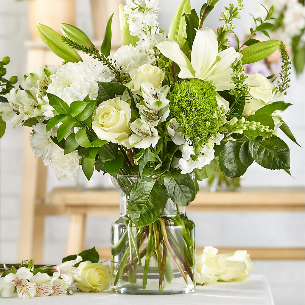 Classic Ivory – A Florist Original – The Blessed Florist, Brandon FL