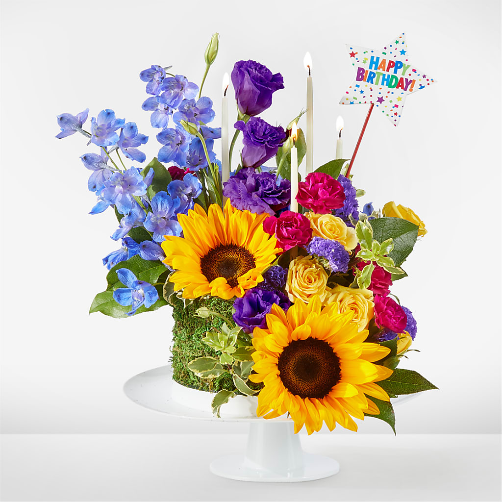 Star of the Day Floral Cake – The Blessed Florist, Brandon FL