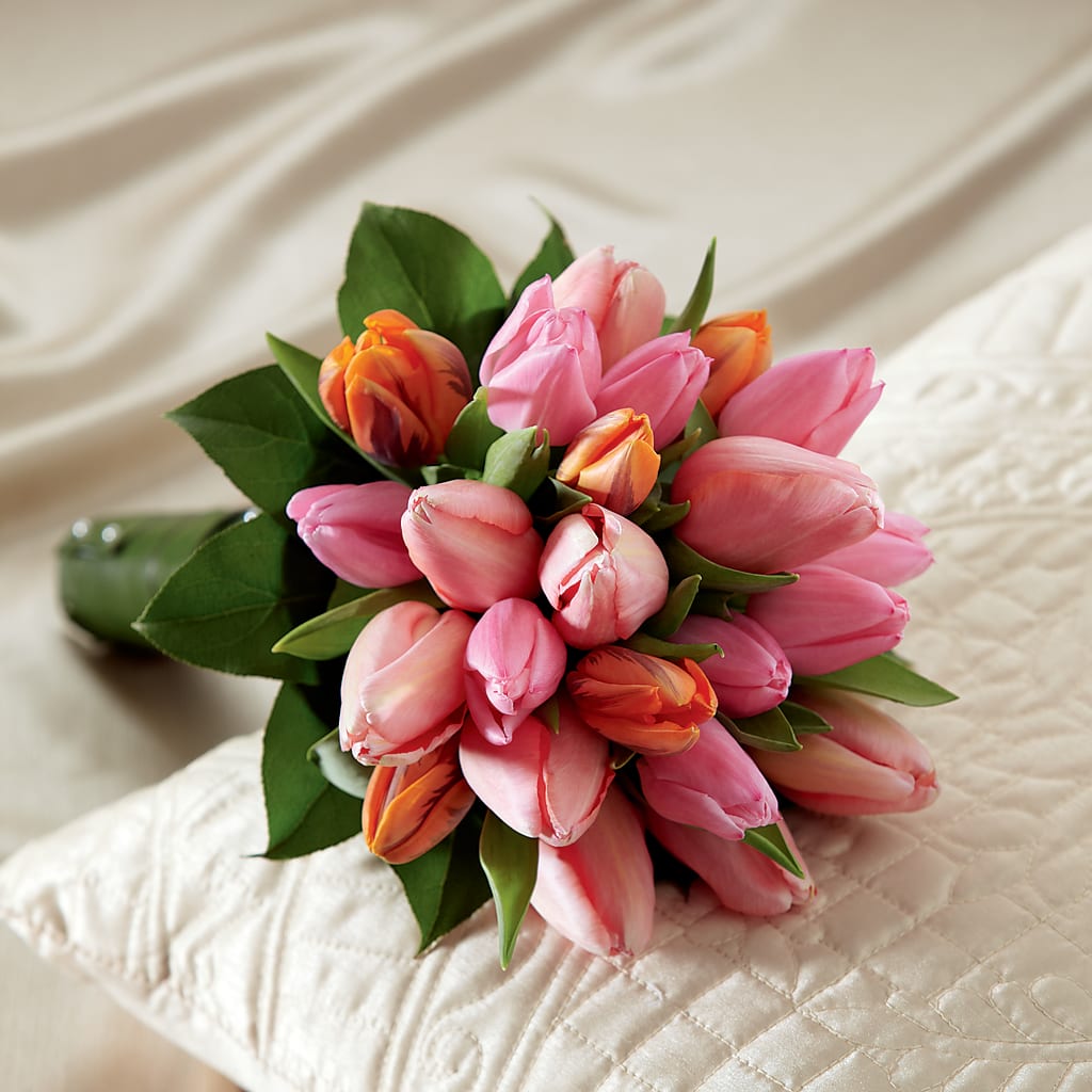 Embraceable Bouquet – The Blessed Florist, Brandon FL