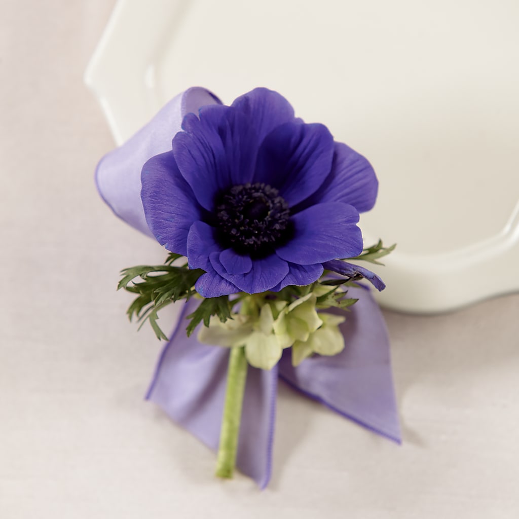 Purple Passion Boutonniere – The Blessed Florist, Brandon FL