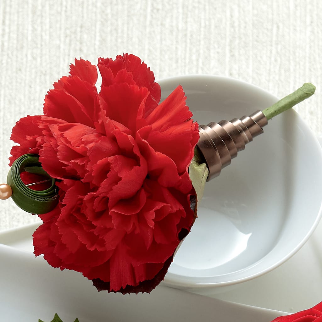 Red Carnation Boutonniere – The Blessed Florist, Brandon FL