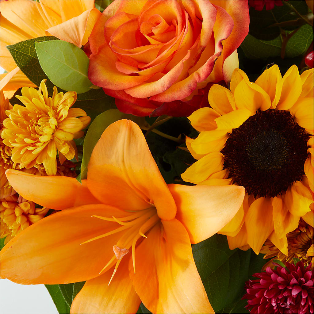 Grateful Centerpiece –  The Blessed Florist, Brandon FL